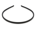 Czarny