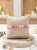 różowy