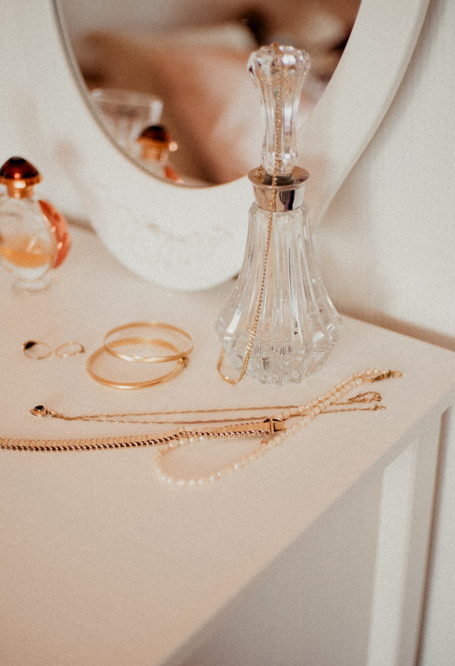 Biżuteria pozłacana – elegancja na każdą kieszeń